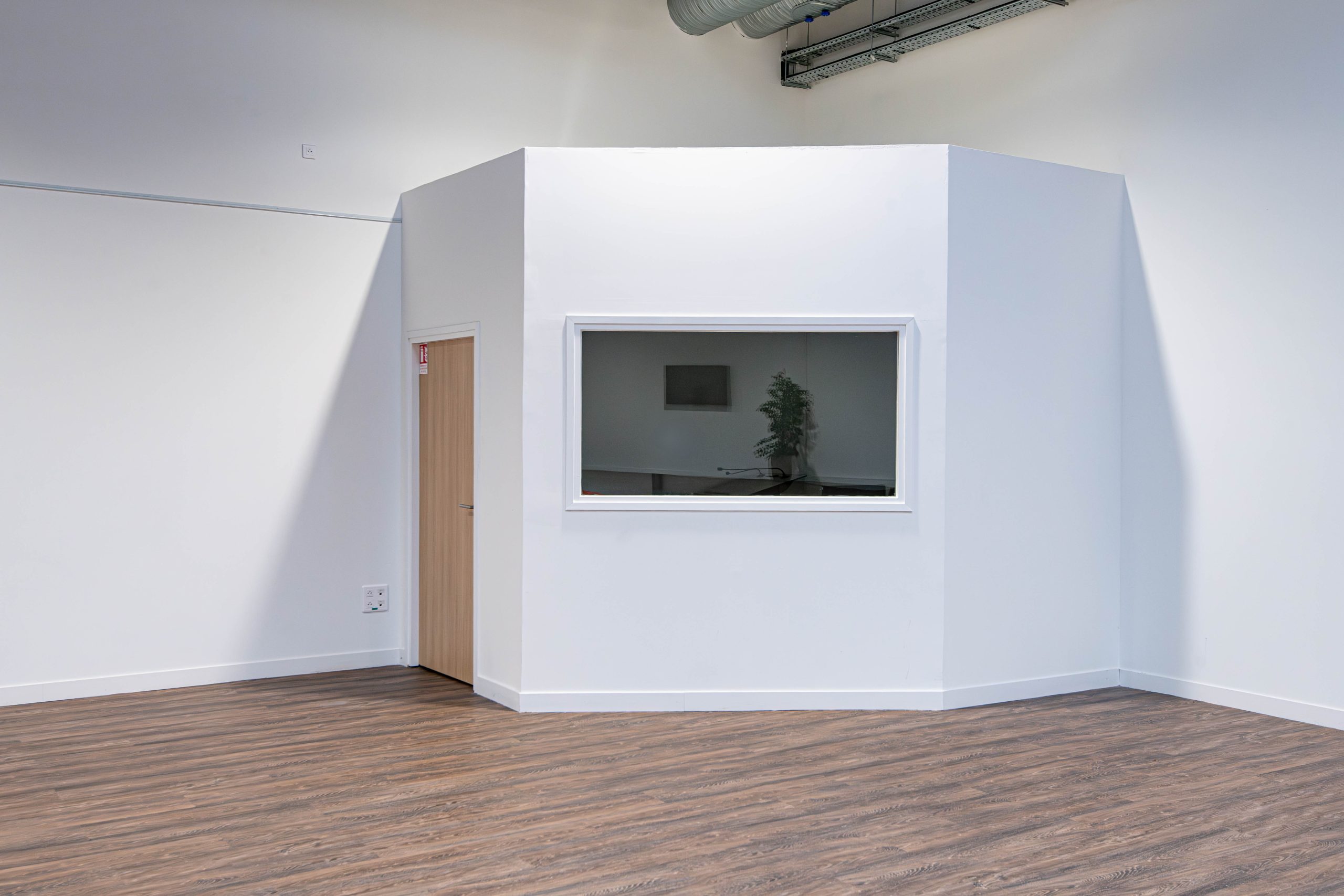 photo-0063-Modifier-scaled.jpg